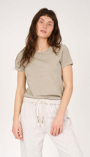 Lé Distress Tee