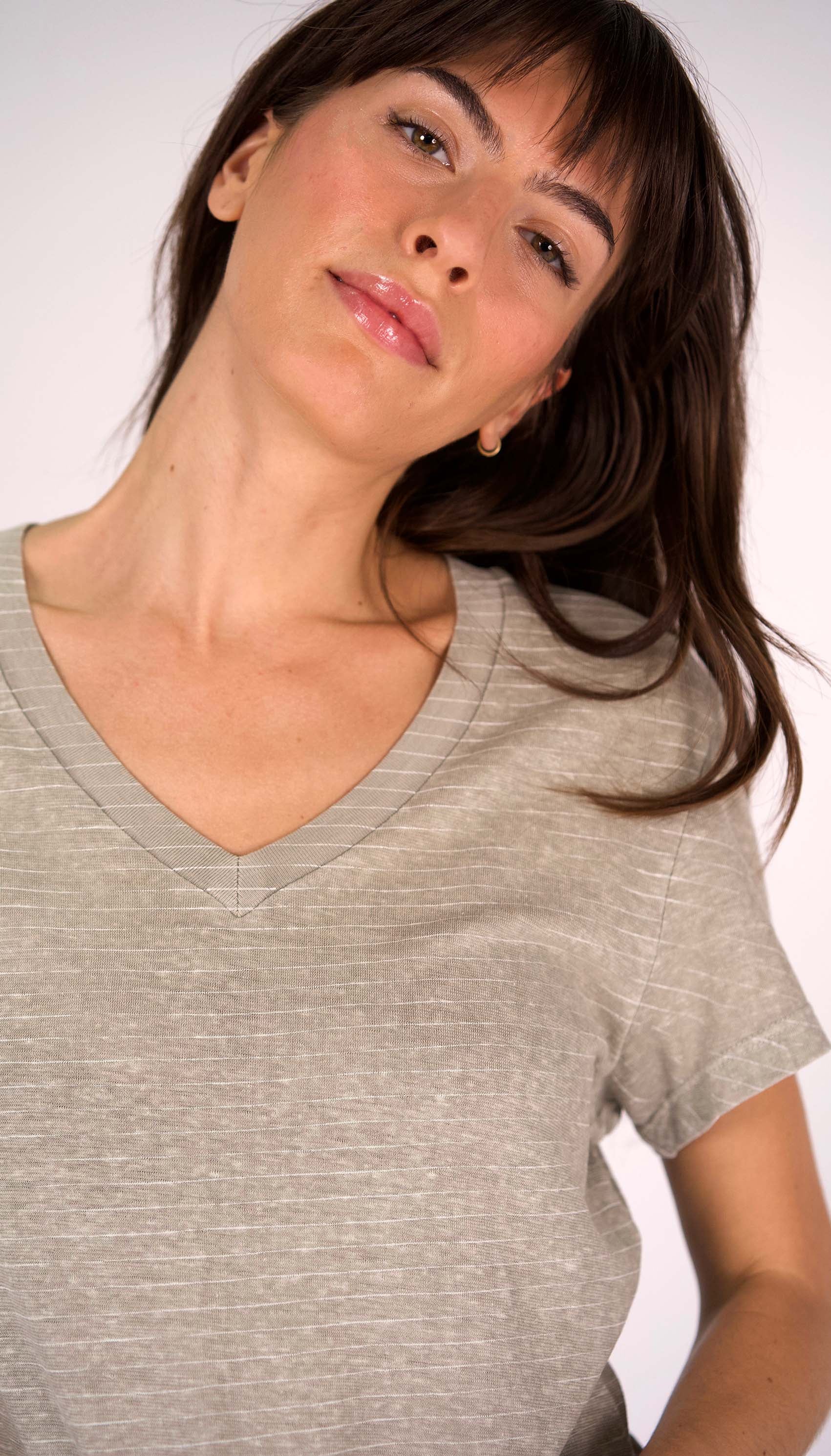 Hemp Stripe V Neck Stripe