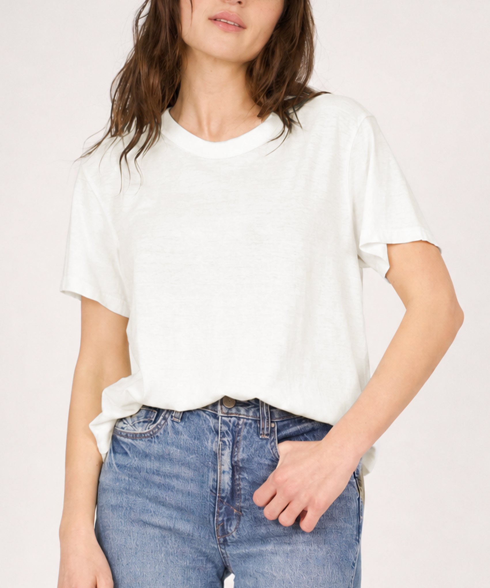 WEB-Portrait-Hemp-Mod-Tee-White-RAG2510_4.jpg