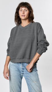 Studio L/S Shorty Sweatshirt