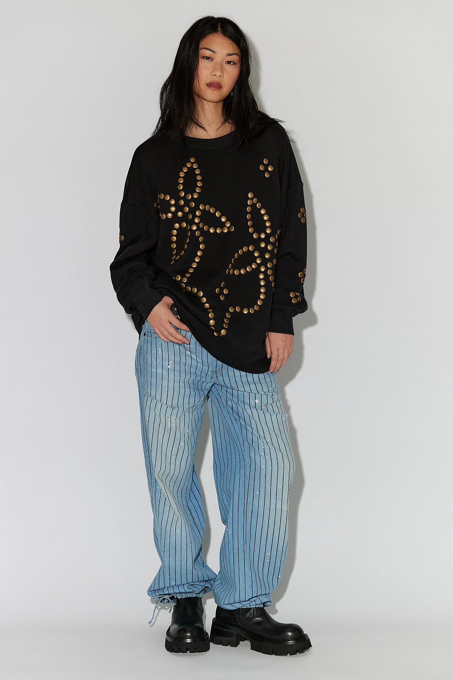 Ragabond Stud Flower Pullover