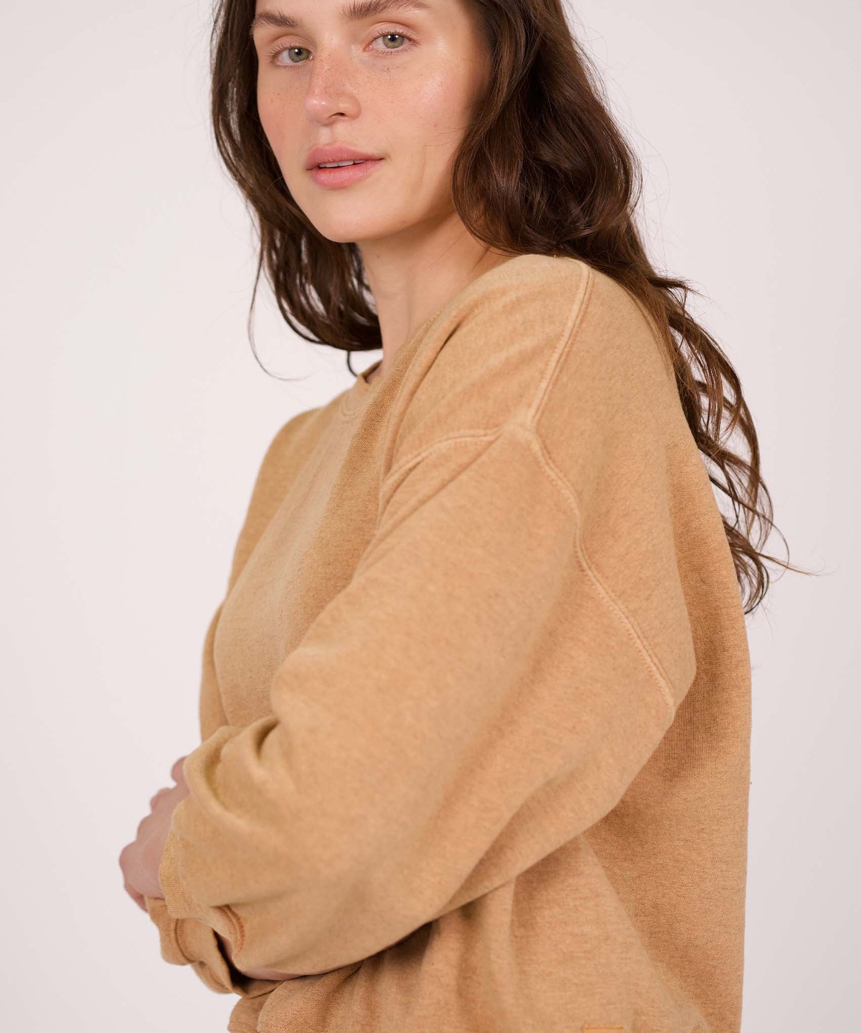 studio-puff-shorty-saddle-side-1.jpg